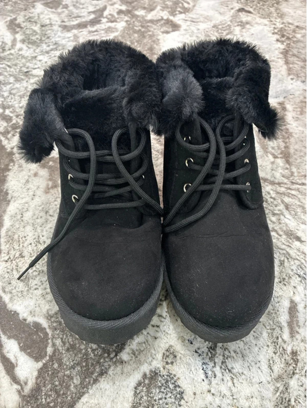 Ocean+Coast Black Faux Fur Lined Winter Boots Size 8.5